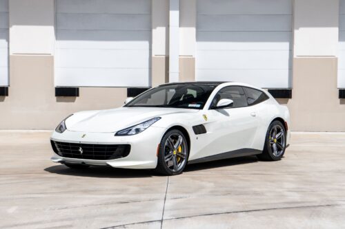 FERRARI LUSSO GTC4 V8